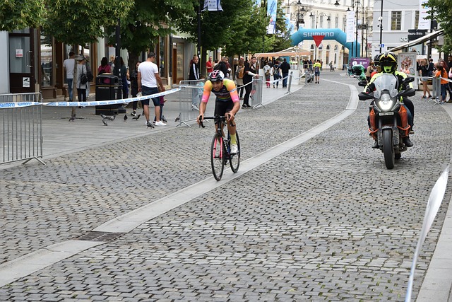 整体表现令 整体表现令