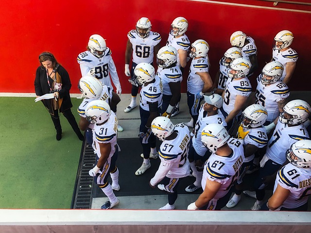 更像是魔术 更像是魔术